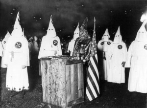 KKK_night_rally_in_Chicago_c1920_cph.3b12355